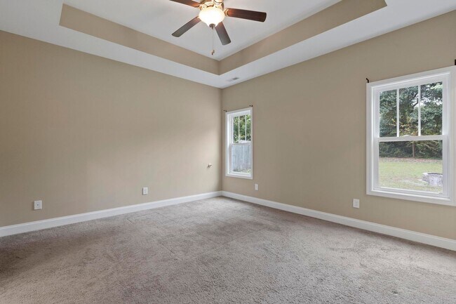 Building Photo - Beautiful 3-bedroom, 2.5-bathroom home available for lease in Hampstead