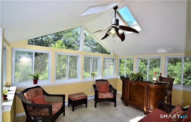 Building Photo - 25 Shelter Rock Rd