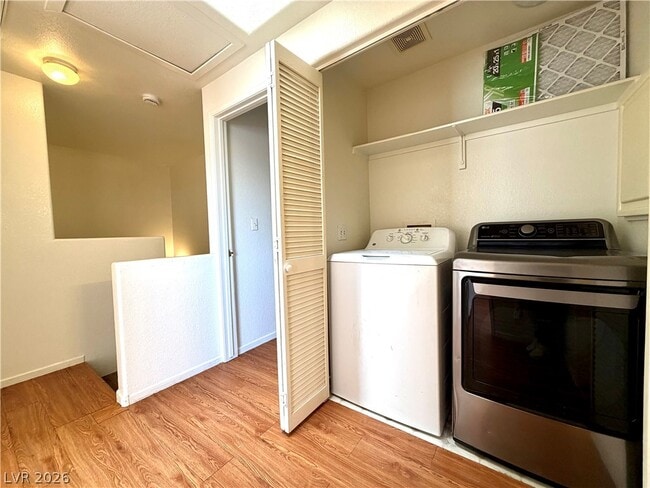 Building Photo - 2500 Sierra Bello Ave