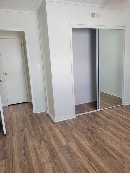 Building Photo - 4440 Saint Ann Ln