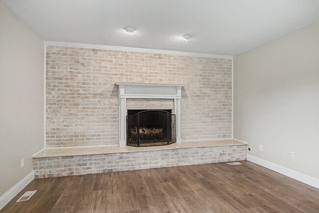 Building Photo - 9117 Stephanie St