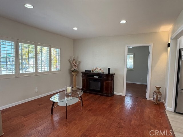 Building Photo - 24139 Ravenna Ave