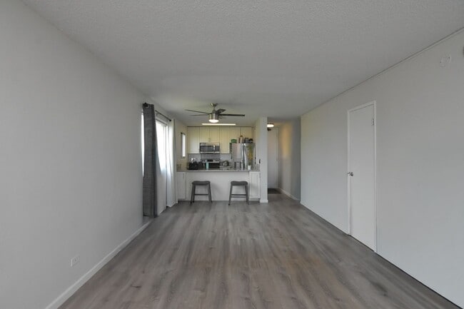 Building Photo - Live the Happy Life at Lele Pono – Aiea