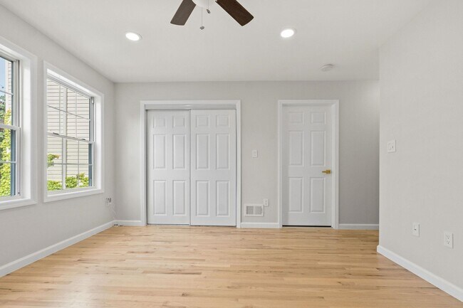 Building Photo - 45 Jewett Ave
