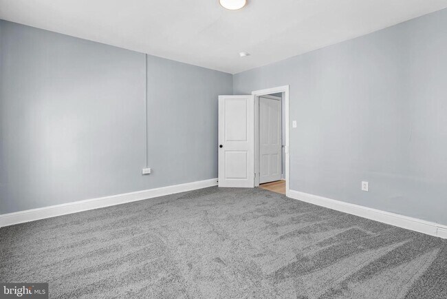 Building Photo - 1638 W Juniata St