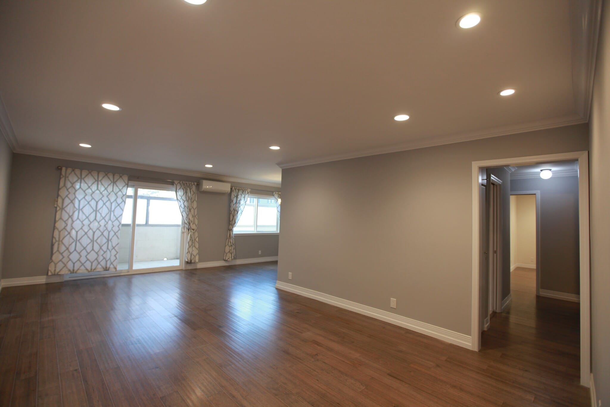 Building Photo - 1143 6th St