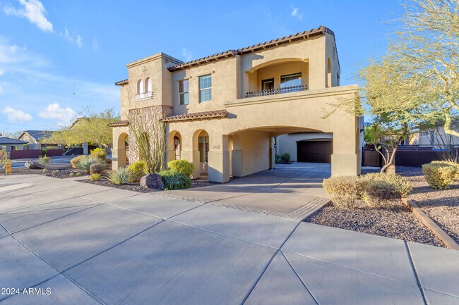 Building Photo - 2322 E Samantha Way