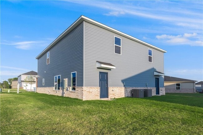 Building Photo - 3400 Adoration St