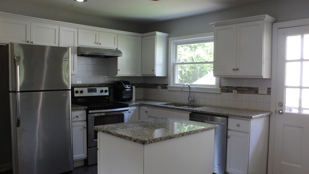 Kitchen - 2637 Semmes St