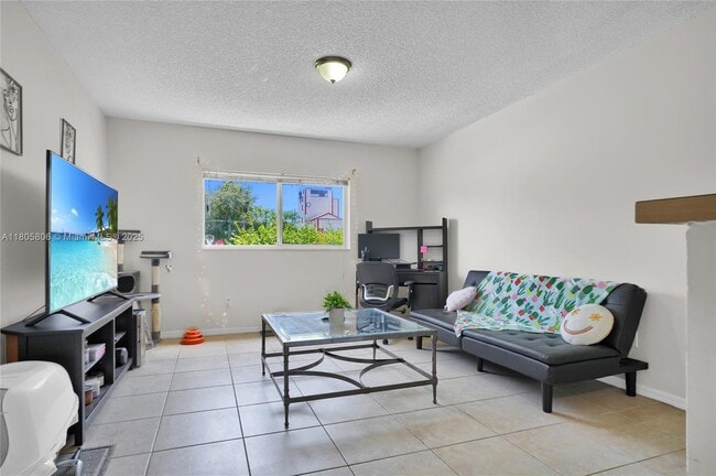 Building Photo - 3650 N 56th Ave