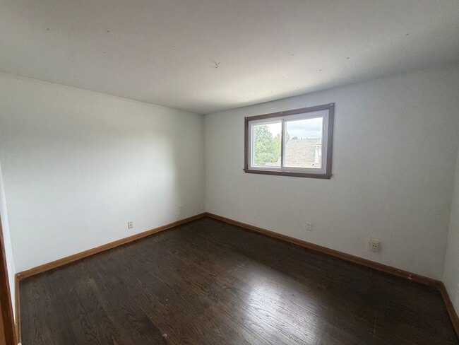Building Photo - 5650A N 97th St