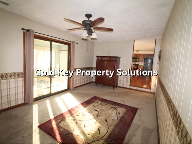 Building Photo - ALEXANDRIA 3 BR 2 FULL BA House in Beautif...