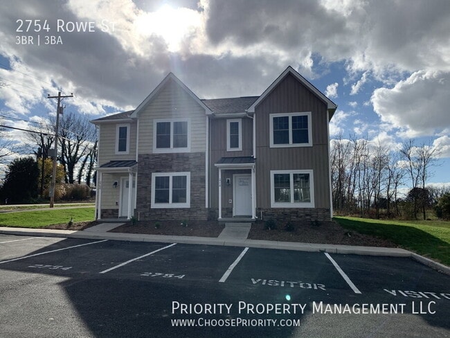 Building Photo - 2754 Rowe St