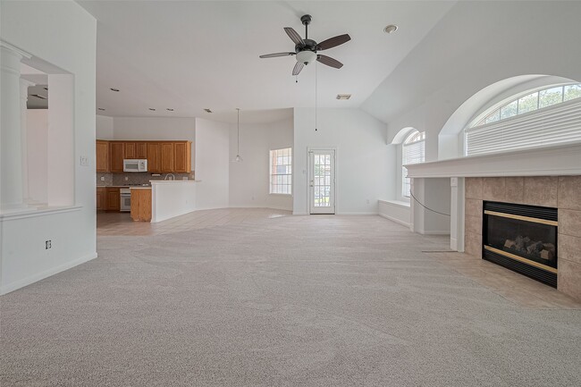 Building Photo - 3118 Emory Oak Ln