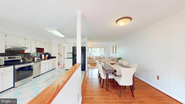Building Photo - 10200 McKean Ct