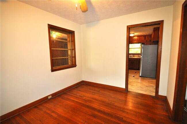 Building Photo - 486 Pegg Rd SW