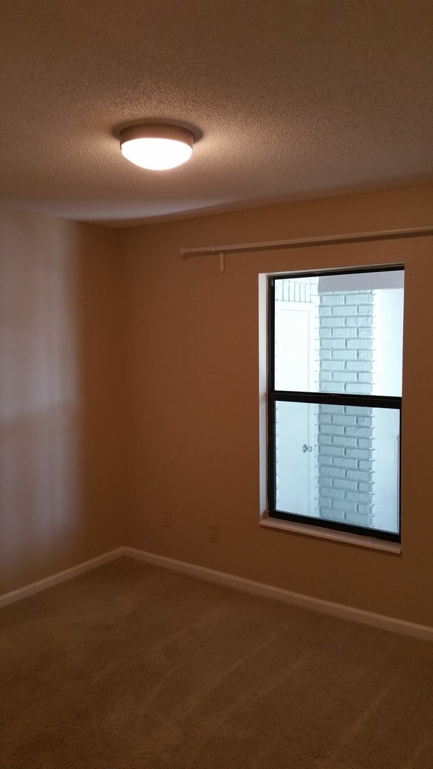 Building Photo - AUDUBON PLACE CITY CONDOMINIUMS