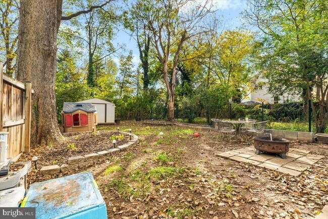 Building Photo - 222 S Raleigh St