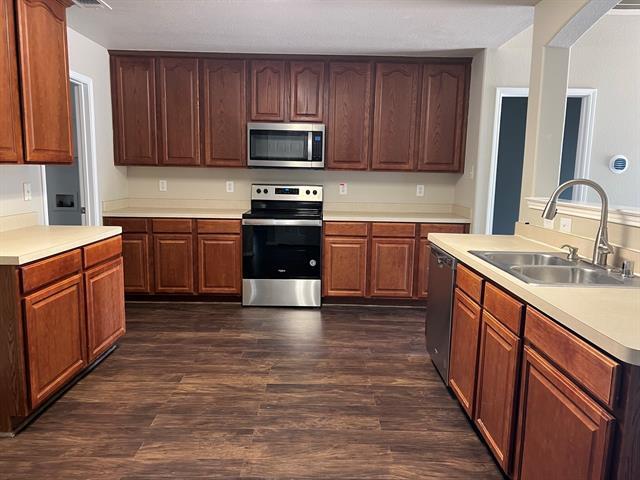 Building Photo - 1717 Grassy View Dr