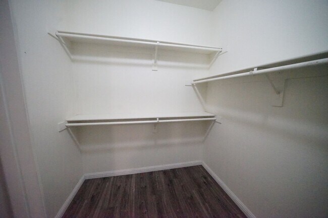 Building Photo - 833 Aspen Peak Loop
