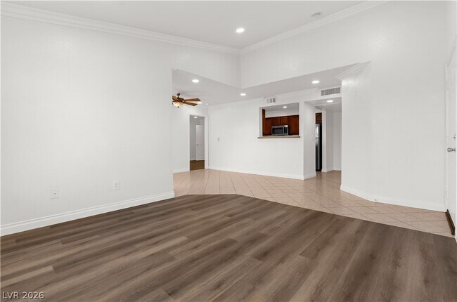 Building Photo - 1150 N Buffalo Dr