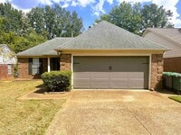 Building Photo - 2806 Maryland Cir E