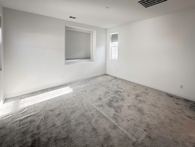 Building Photo - Beautiful Newer Construction,Townhome, 3 Bedroom / 2 Bathroom Home FOR RENT
