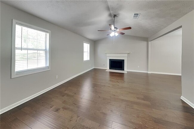 Building Photo - 2263 Turtle Club Dr NE