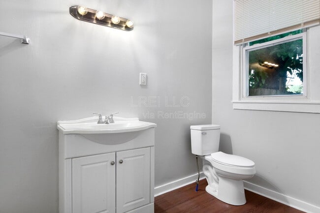 Building Photo - 2617 Slevin St