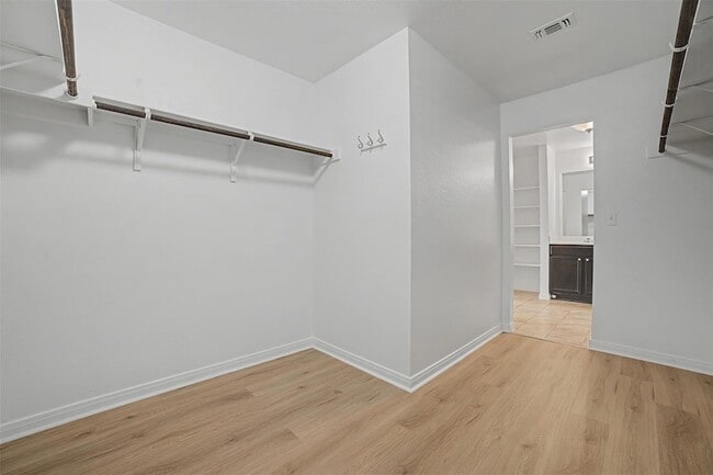 Building Photo - 165 Dusky Thrush Dr