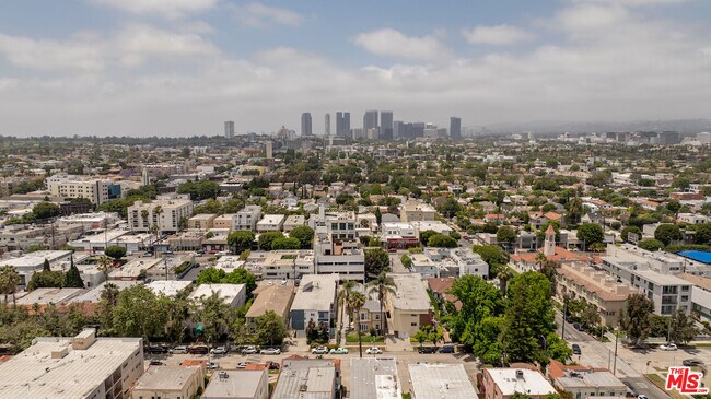 Building Photo - 1117 S Wooster St