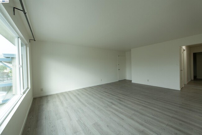 Building Photo - 3639 Patterson Ave