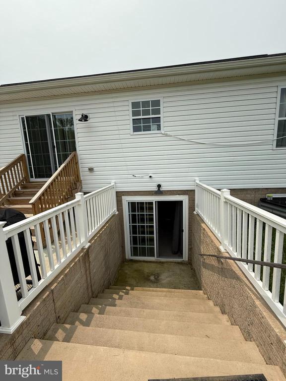 Building Photo - 4576 Midland Rd