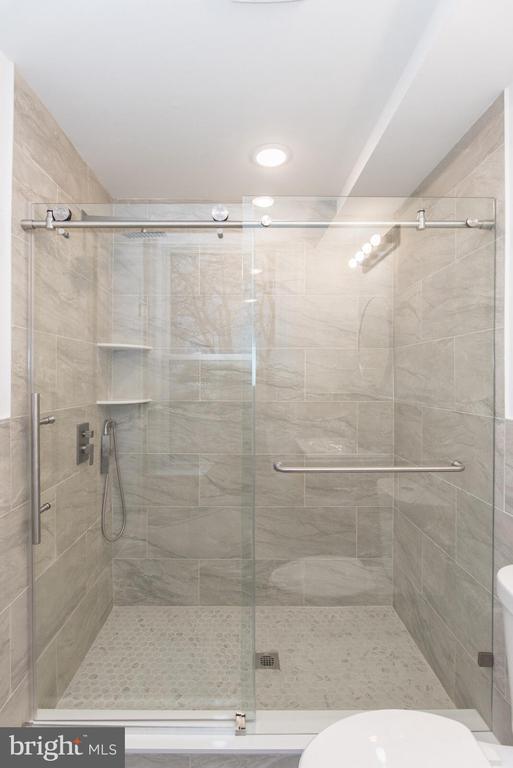 Building Photo - 315 N Preston St