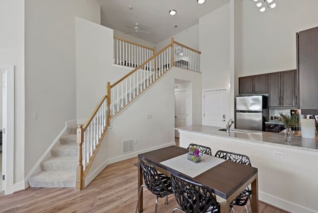 Building Photo - 2002 Eisenhower Ave