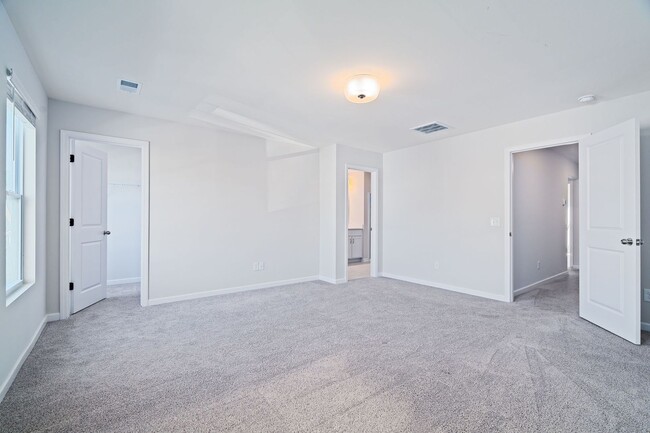 Building Photo - Modern Townhome in the Heart of Nexton