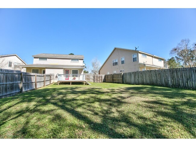 Building Photo - 1330 Pawnee Pointe Ct