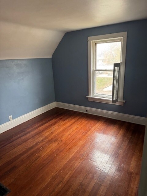 Building Photo - 15203 Dearborn St