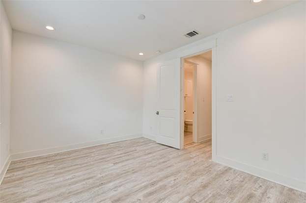 Building Photo - 2527 Judiway St