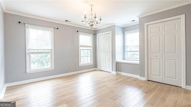 Building Photo - 148 White Oak Dr