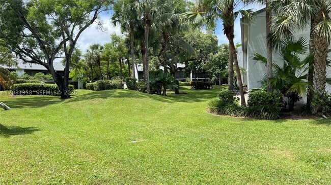 Building Photo - 1290 S Military Trail