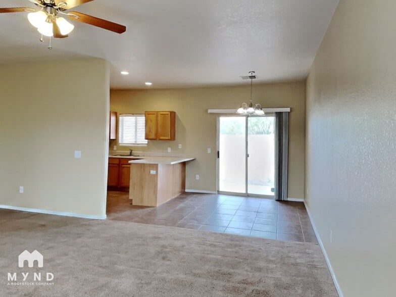 Building Photo - 14554 S Avalon Rd