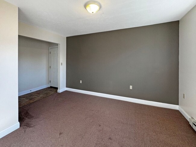 Building Photo - 247-249 Main Street