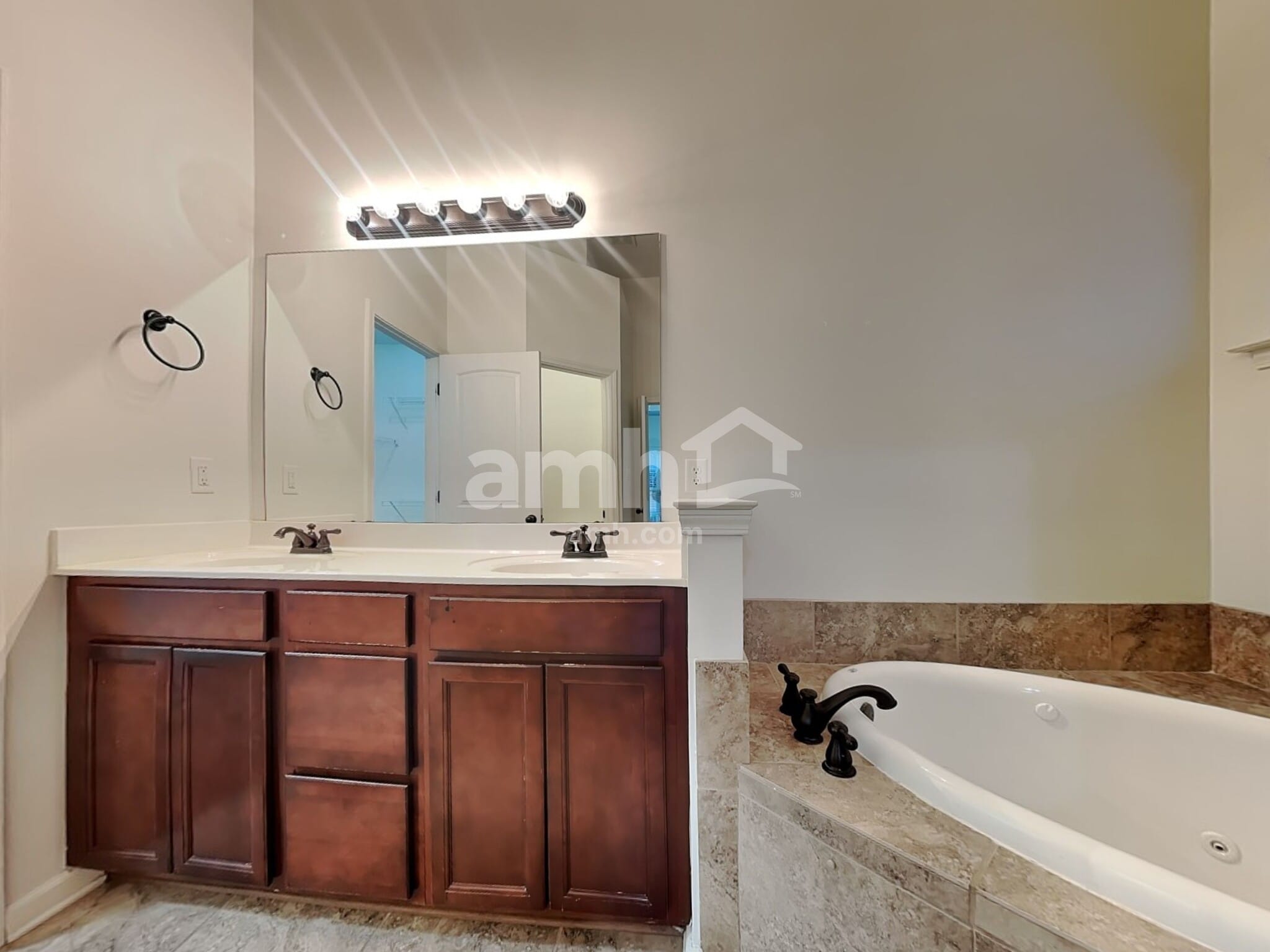 Building Photo - 6795 Jessie Hoyt Dr