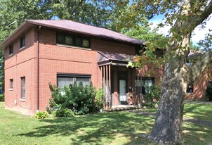 Building Photo - 1141 Saxe Ave