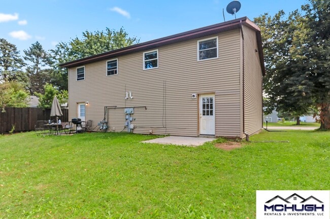 Building Photo - 527 Northridge Dr