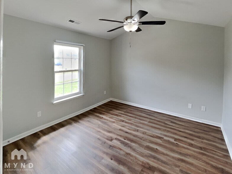 Building Photo - 5511 Windy Valley Dr