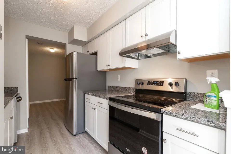 Building Photo - 3413 White Fir Ct