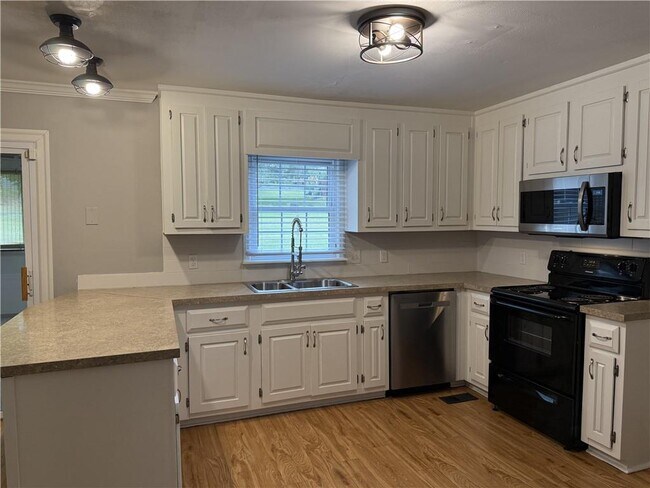Building Photo - 1270 Morgan Chase Terrace NE