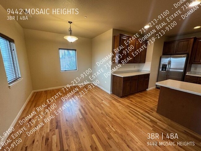 Building Photo - 9442 Mosaic Heights